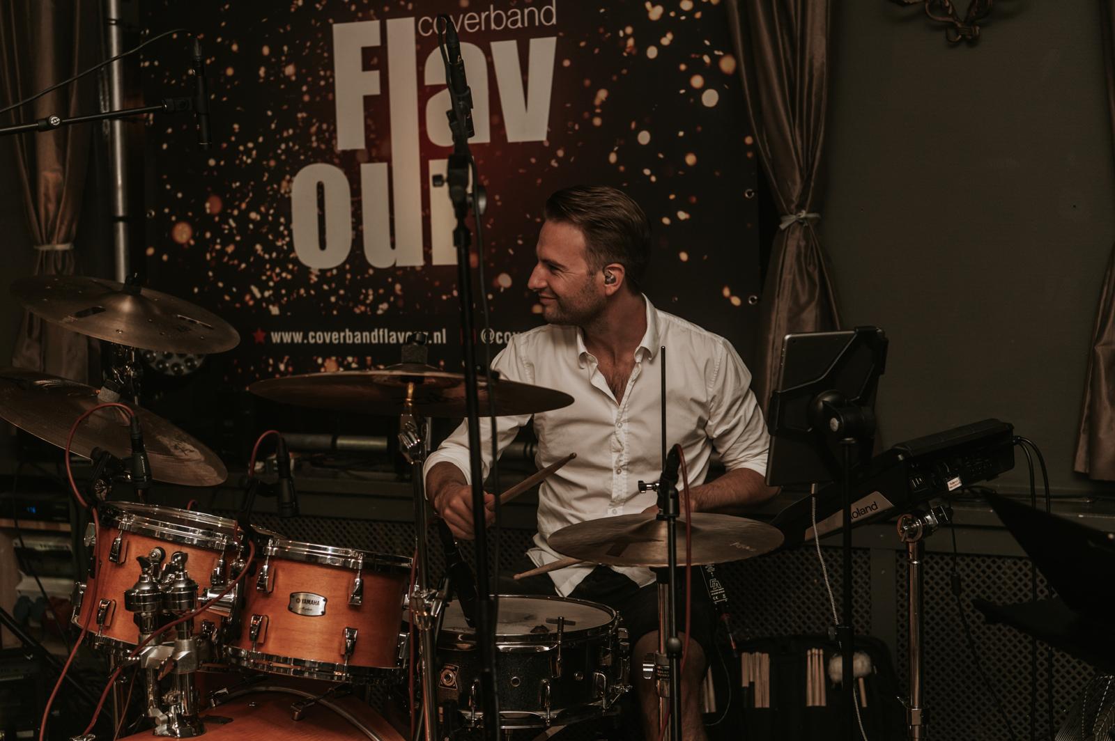 Roel — Drums